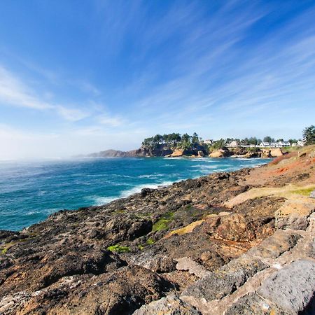 Captain'S Quarters And Cabins Depoe Bay Bilik gambar